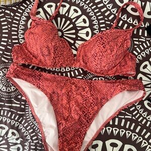 Shade & shore wired padded bikini